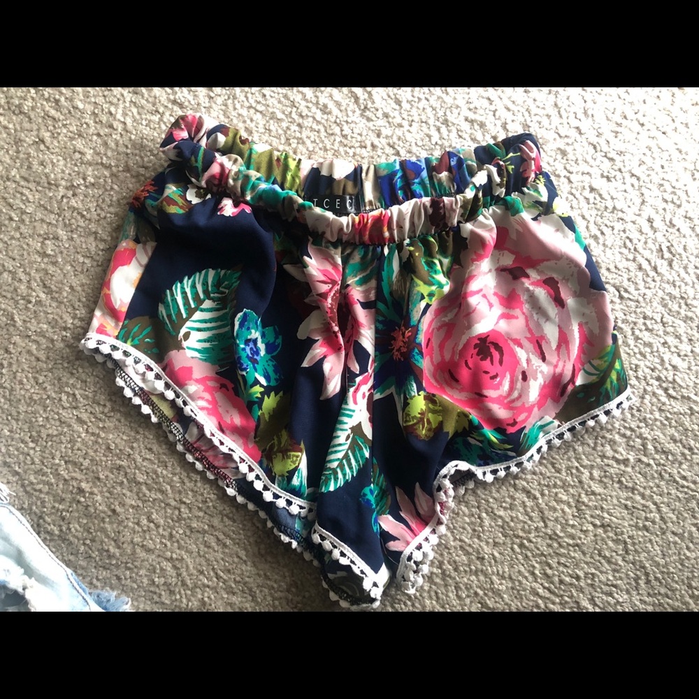 Floral shorts!